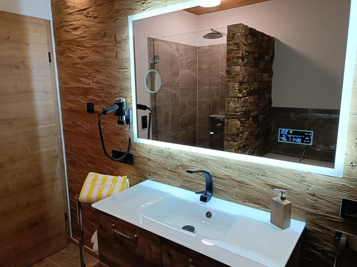 Luxus Ferienwohnung Chalet Seenaehe Schalkenmehren Exterior foto